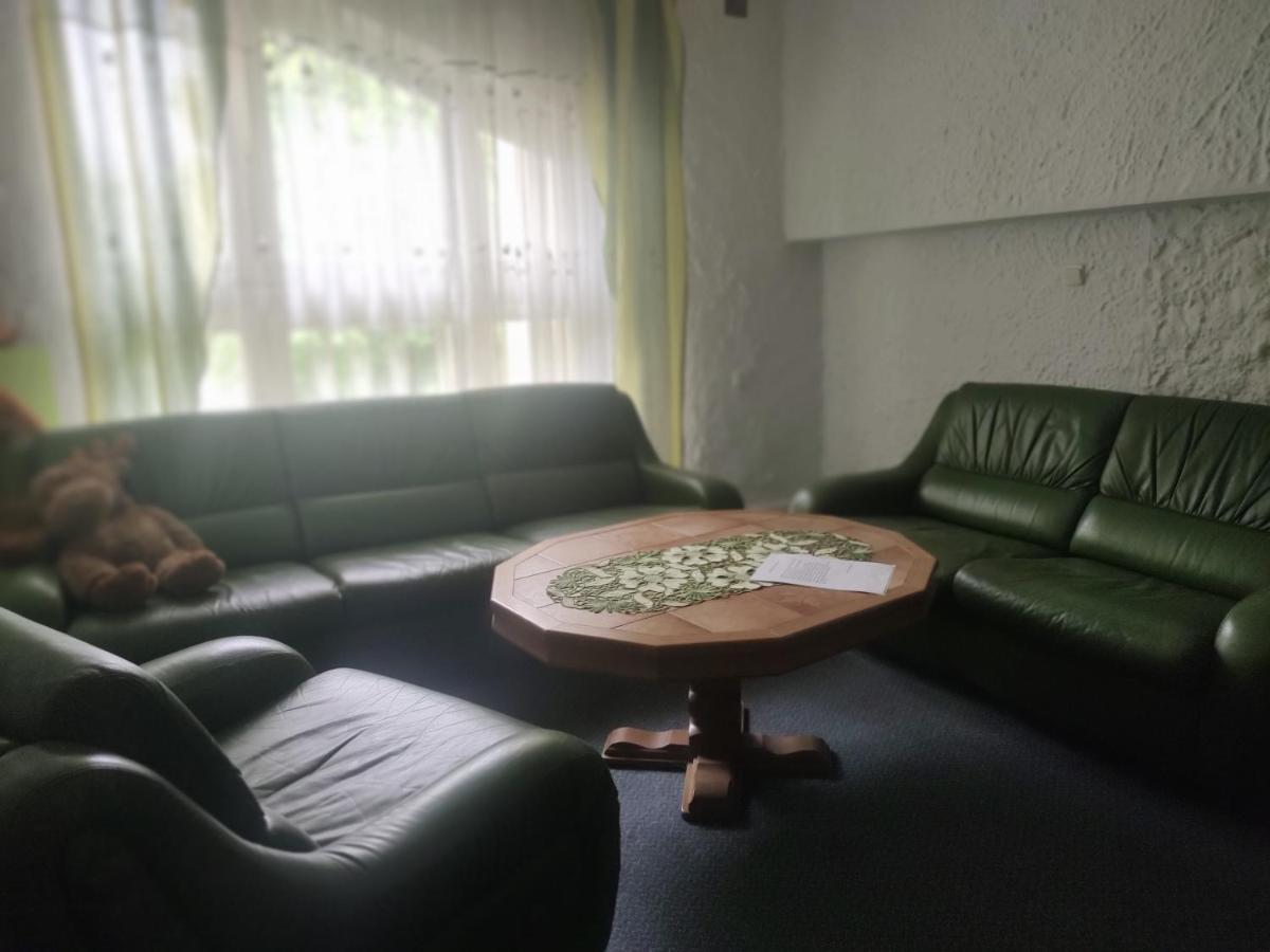 Zajazd U Kmity Postołów Eksteriør billede